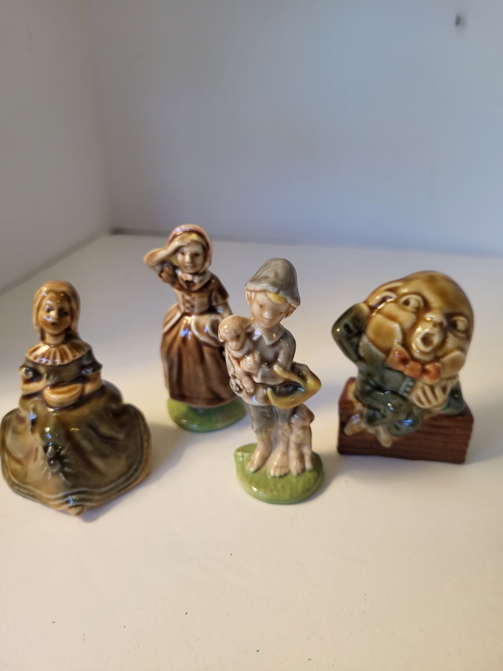 1970s Wade England Nursery Rhyme Collection Set/4